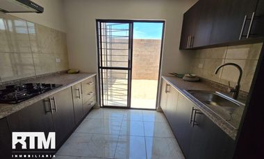 RENTA DE CASA SEMIAMUEBLADA, PRIVADA LANKAS (FRENTE A TABICEL)