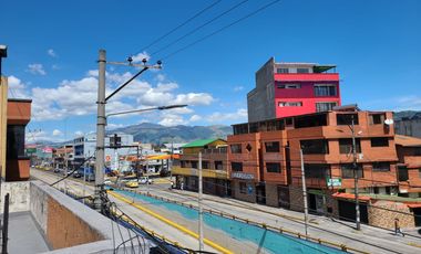 Casa Rentera en Venta La Villaflora Centro Sur de Quito
