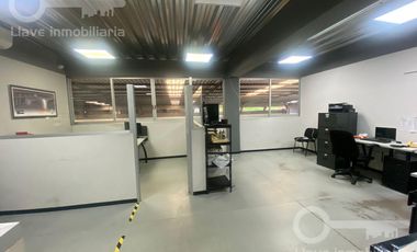 Bodega en Renta de 2 niveles en Constitución, Col.Palma Sola,Coatzacoalcos, Ver.