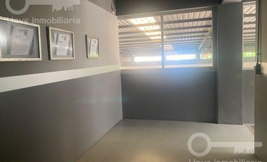 Bodega en Renta de 2 niveles en Constitución, Col.Palma Sola,Coatzacoalcos, Ver.