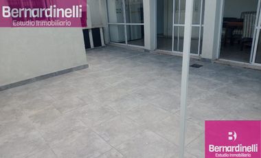 Casa en alquiler de 2 dormitorios en Villa de Mayo