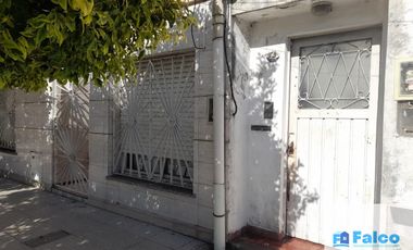 PH en venta de 2 dormitorios en San Justo