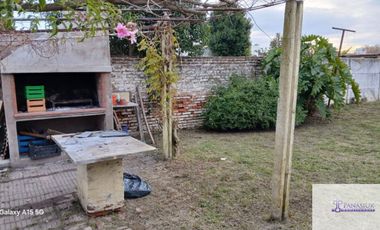 Casa en venta de 3 dormitorios c/ cochera en 9 de Julio