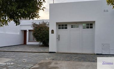 Casa en venta de 3 dormitorios c/ cochera en 9 de Julio