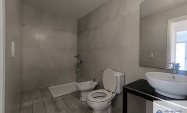 Departamento en alquiler de 2 dormitorios c/ cochera en Maipú