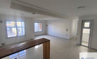 Departamento en alquiler de 2 dormitorios c/ cochera en Maipú