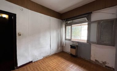 Venta PH 3 amb c balcón a RECICLAR. Villa Crespo