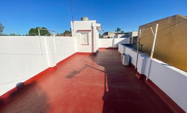 VENTA DE PH 2 AMBIENTES AL FRENTE CON TERRAZA