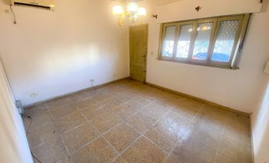 VENTA DE PH 2 AMBIENTES AL FRENTE CON TERRAZA