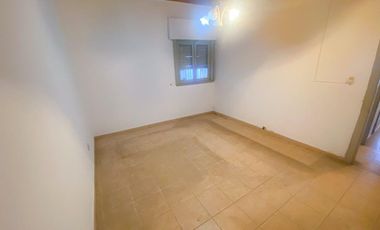 VENTA DE PH 2 AMBIENTES AL FRENTE CON TERRAZA