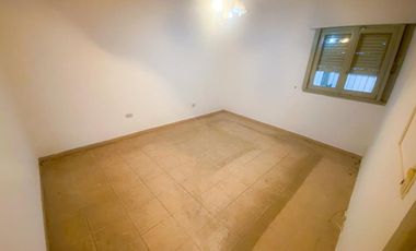 VENTA DE PH 2 AMBIENTES AL FRENTE CON TERRAZA