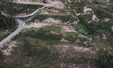 HERMOSO TERRENO EN CUENCA SECTOR CABULL[IN - PACCHA