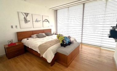 Hermosa y Moderna Casa Nueva en Cuenca Sector El Valle 5 Dorm 3,5 Baños