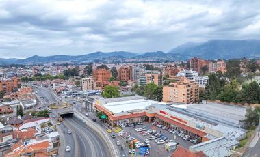 Excelente Oportunidad Amplio Departamento en Cuenca - 3 Dormitorios 2.5 Baños