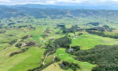 Hacienda en Venta en Tarqui, Cuenca, Azuay - 64,8 Hectareas - Hacienda Ganadera