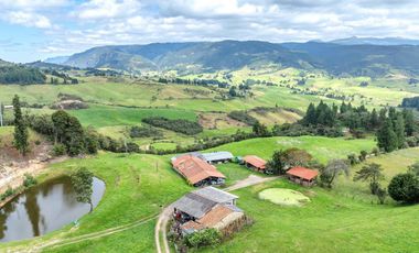 Hacienda en Venta en Tarqui, Cuenca, Azuay - 64,8 Hectareas - Hacienda Ganadera