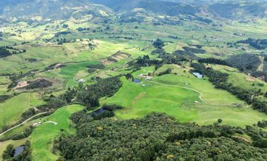 Hacienda en Venta en Tarqui, Cuenca, Azuay - 64,8 Hectareas - Hacienda Ganadera
