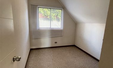 Casa en Arriendo en Las Cruces 490