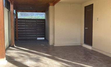 Casa en Arriendo en Las Cruces 490