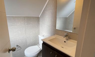 Casa en Arriendo en Las Cruces 490