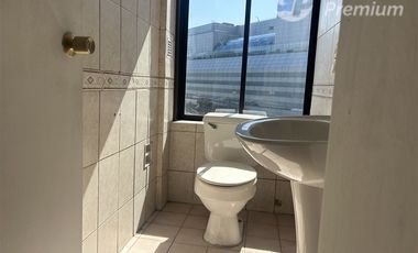 Oficina en Arriendo en PROVIDENCIA LOS LEONES BUCAREST