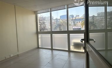 Oficina en Arriendo en PROVIDENCIA LOS LEONES BUCAREST