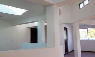 CASA o LOCAL COMERCIAL en  VENTA Centro de Mérida, Yuc. a unos pasos Av. Reforma