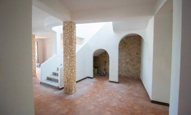 CASA o LOCAL COMERCIAL en  VENTA Centro de Mérida, Yuc. a unos pasos Av. Reforma