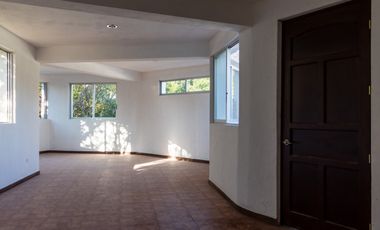 CASA o LOCAL COMERCIAL en  VENTA Centro de Mérida, Yuc. a unos pasos Av. Reforma