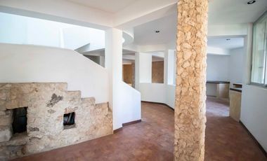 CASA o LOCAL COMERCIAL en  VENTA Centro de Mérida, Yuc. a unos pasos Av. Reforma
