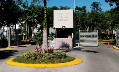 Casa En VENTA, En Playa Del Carmen, Fraccionamiento Los Olivos Residencial
