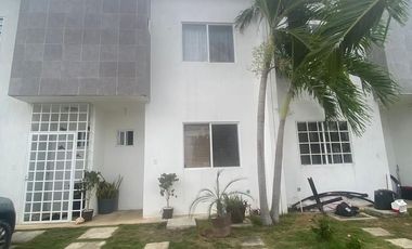 Casa En VENTA, En Playa Del Carmen, Fraccionamiento Los Olivos Residencial