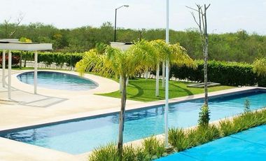 Casa en venta en privada Conkal Yaxlum Mérida