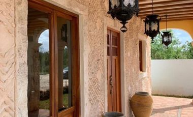 VENTA QUINTA COLONIAL con amenidades modernas en Valladolid, rodeado de cenotes
