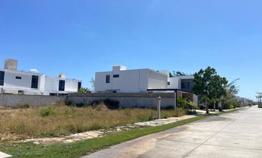 TERRENO EN VENTA EN CONKAL MERIDA  PRIVADA