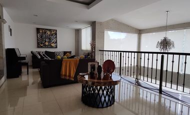 SE VENDE CASA EN LOMAS DE TECAMACHALCO (V)