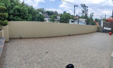 SE VENDE CASA EN LOMAS DE TECAMACHALCO (V)