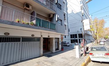 Alquiler Departamento en Lanús Oeste de 2 ambientes al Frente