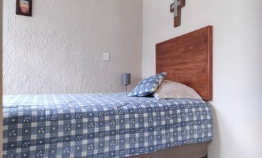 CASA EN RENTA AMUEBLADA EN SANTA MARÍA DE GUIDO