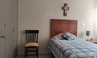 CASA EN RENTA AMUEBLADA EN SANTA MARÍA DE GUIDO