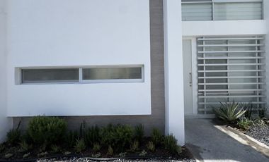 Casa en venta amueblada – Rancho Santa Mónica, Aguascalientes