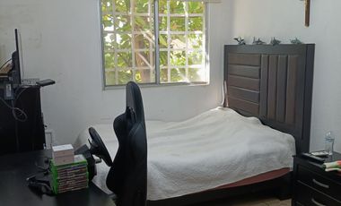 VENDE CASA EN GAVIOTAS ACAPULCO. 3 RECAMARAS, 2B. ALBERCA COMUN