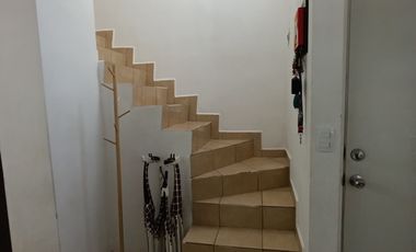 VENDE CASA EN GAVIOTAS ACAPULCO. 3 RECAMARAS, 2B. ALBERCA COMUN