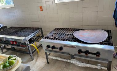 VENDE CENTRO EDUCATIVO  COMO TERRENO.  2,180 M2