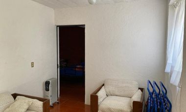 VENDE CENTRO EDUCATIVO  COMO TERRENO.  2,180 M2