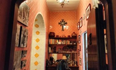 VENDE HERMOSA QUINTA  EN CUERNAVACA, REMODELADA, TIPO COLONIAL