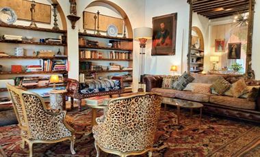 VENDE HERMOSA QUINTA  EN CUERNAVACA, REMODELADA, TIPO COLONIAL