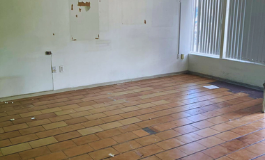 Renta de local en esquina de Av. 17 Sur y 3 Poniente, Puebla