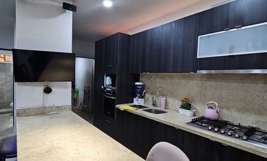 Casa en Venta en Oaxtepec, Morelos – Residencial Privado con Albercas y Áreas Ve