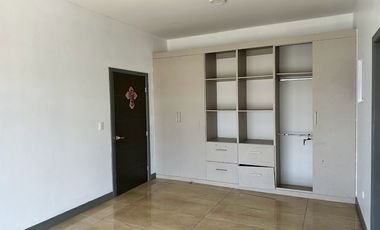Penthhouse en renta Magnitud Otay, 2 recámaras 3 baños, 2 estacionamientos.